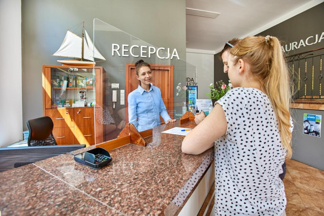 Hotel Mazury Гижицко Экстерьер фото