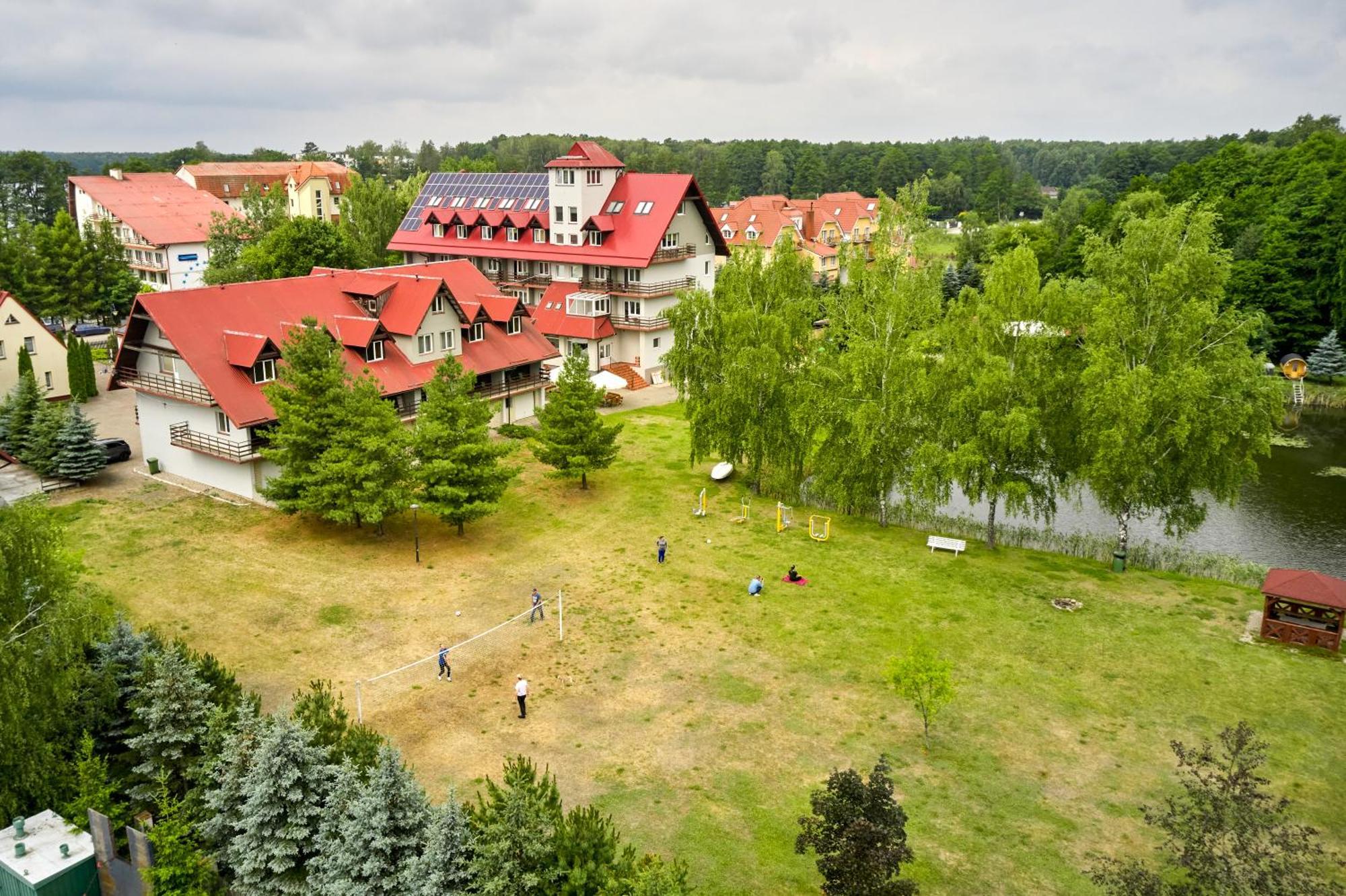 Hotel Mazury Гижицко Экстерьер фото