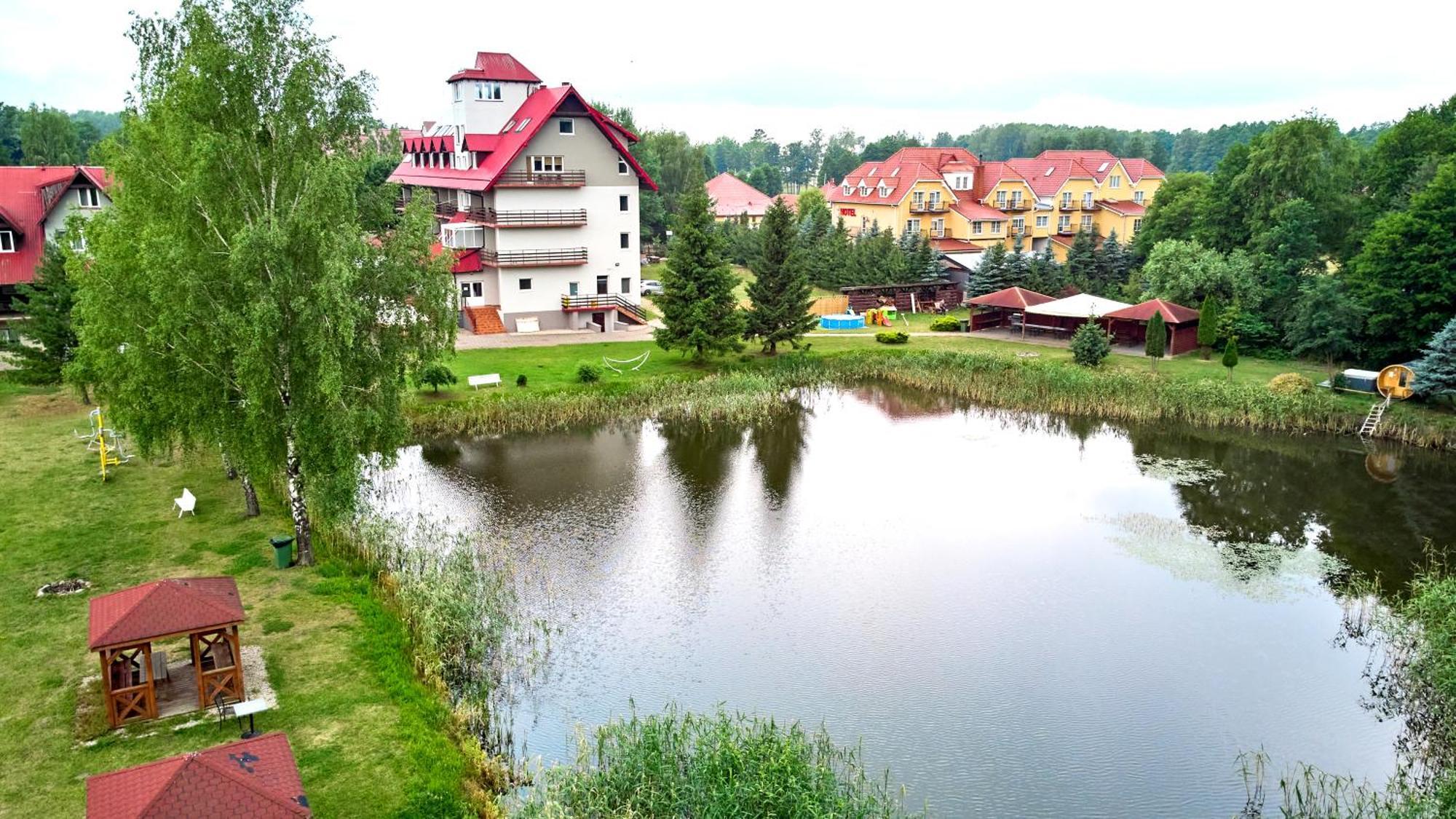 Hotel Mazury Гижицко Экстерьер фото