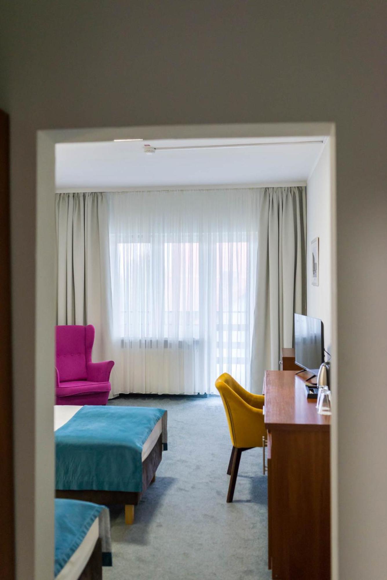 Hotel Mazury Гижицко Экстерьер фото