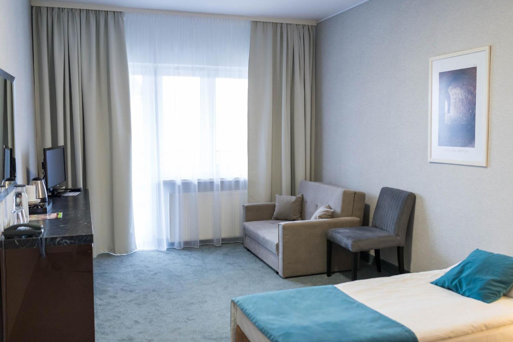 Hotel Mazury Гижицко Экстерьер фото